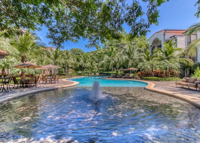 Сasa de vacaciones Pacifico Townhome W/ 4 Resort Pools & Beach Club!