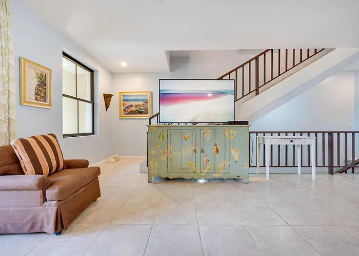Pacifico Townhome W/ 4 Resort Pools & Beach Club! Сasa de vacaciones